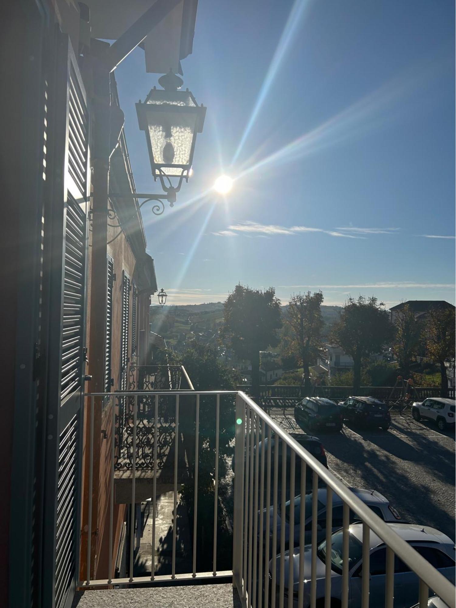 L'Incanto Casa Vacanze Montegrosso dʼAsti Buitenkant foto