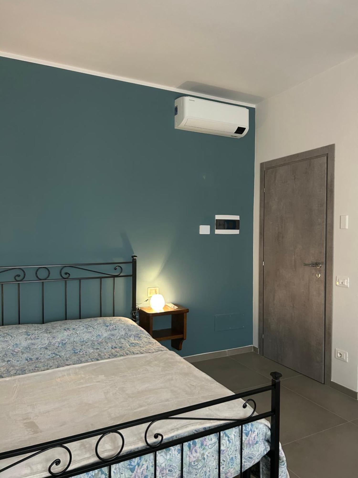 L'Incanto Casa Vacanze Montegrosso dʼAsti Buitenkant foto